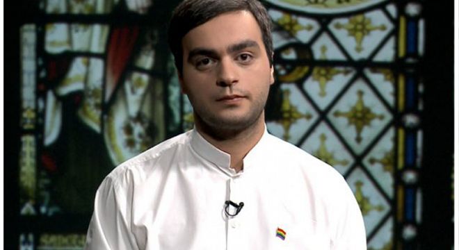 "დედაჩემი: ამ ენის ტლიკინისთვის მე მინდა შენი დალურჯება და ეს ხალხი კიდევ კარგად გიტანს"