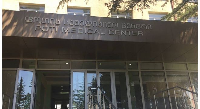 "იტალიიდანაა ჩამოსული..." - ფოთის ჰოსპიტალიდან თბილისის ინფექციურში 18 წლის გოგონა გადმოჰყავთ