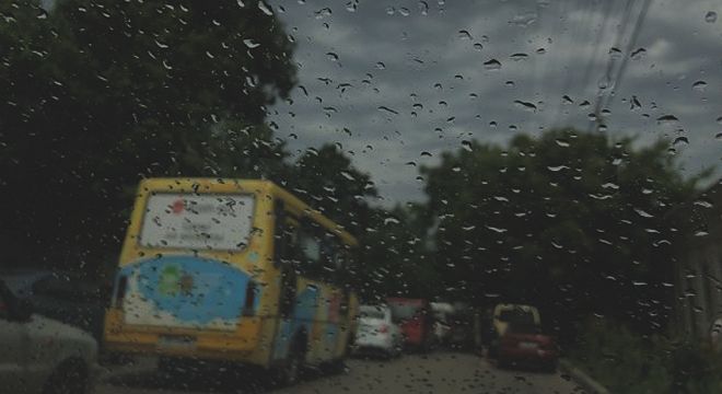 "ძლიერი ქარი, წვიმა, სეტყვა" - როგორი ამინდია მოსალოდნელი ხვალიდან რამდენიმე დღის განმავლობაში