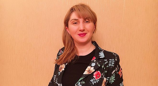    სიტყვები „დამნაშავე ხარ “   - ჰგავს იმ ბავშვის ქცევას ახლახან , რომ წაიქცა და იატაკს ფეხს უბრახუნებს შენი ბრალიაო