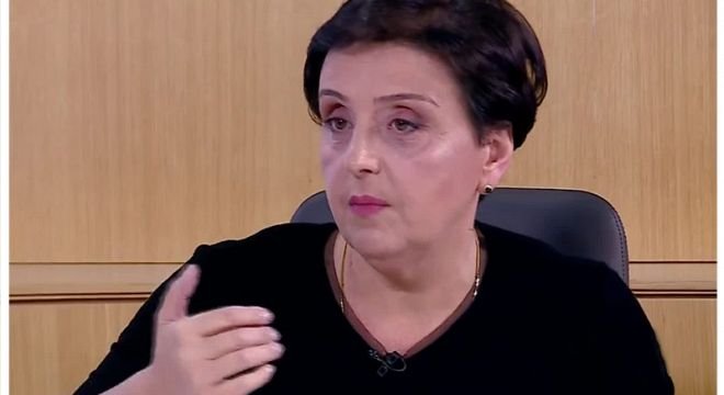 "მთელი დღეა ფონიჭალაში დავწოწიალობ,ბევრი ინფორმაცია ავკრიბე,მათ შორის დეა კაპანაძის ძმაზე...  იმაზე მძიმედაა საქმე,ვიდრე წარმომედგინა..." - ელისო კილაძე განცხადებას ავრცელებს