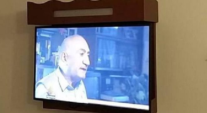 "გაცოფებული ვარ!!! ესეიგი წითელი ინტელიგენცია კიდეც "ცვეტშია"....  სირცხვილი......."