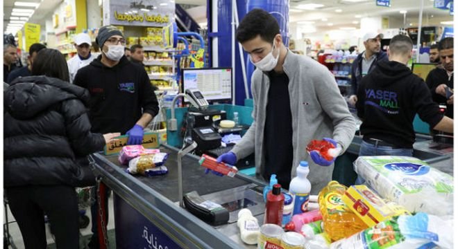 "ცოტა შოკში ვარ და უნდა მოგიყვეთ... შოკოლადი მივაწოდე, უკან მესროლა და სულ გაზულუქებული ღორი მეძახა" - რა მოხდა მაღაზიაში მოლარესთან?