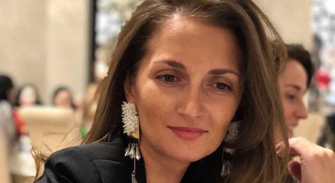 ვეძებ !!! ადამიანს რომელიც კვირაში ერთხელ   შემომივარდება სახლში ღრიალით მკითხავს რომელი ოთახიდან დავიწყოო