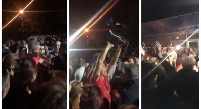 "აგერ კამერა წავედი სახლში..." - რუსთავი 2-ის ოპერატორმა პირდაპირ ეთერში აქციაზე სამსახური დატოვა