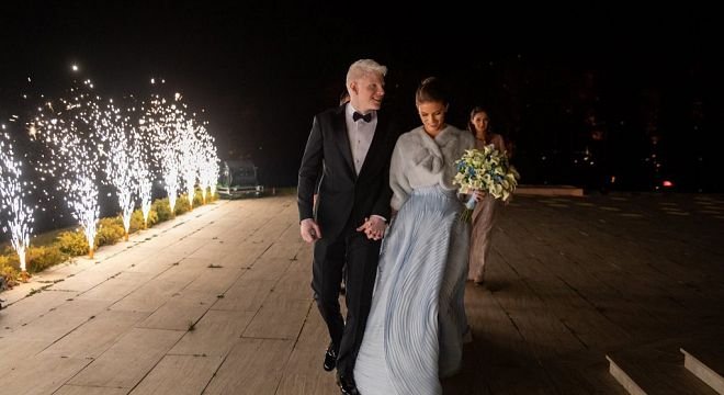 საქორწინო  ტორტი,  რომელიც  ბერას  და  ნანუკას  მდიდრულ  ქორწილს  ამშვენებდა  (ფოტო)