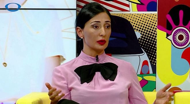 "დედობა არის ყველაზე საშინელი რამ, რაც შეიძლება ქალმა საკუთარ თავს დამართოს…"