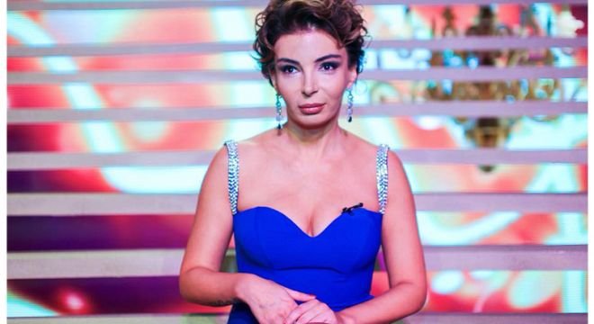 "სულ გამო**** ეს ქალი? ძაძები რო ეცვას და სახე დახოკილი იყოს ბედნიერები იქნებით ხო?" - რა ხდება პროფილის ფეისბუქ გვერდზე, სადაც მაია ასათიანის ნახევრად შიშველი ფოტოსურათი გამოქვეყნდა