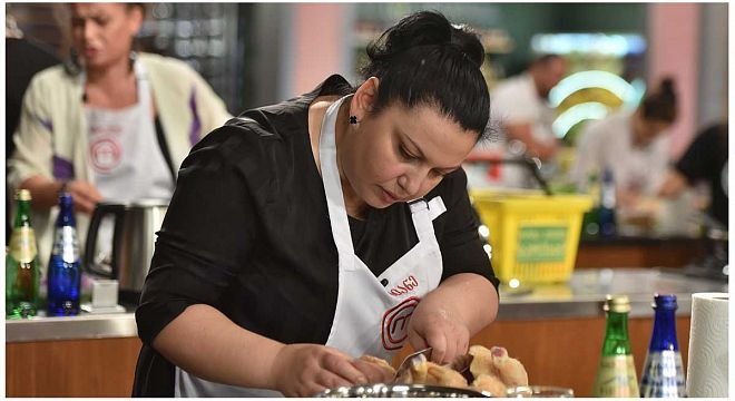 "ცოტა ხნის წინ გავიგე რომ ცოლი მოიყვანა, ისე ვინერვიულე 4 თვე საწოლიდან ვერ ვდგებოდი, ნერვიულობისგან მკერდის კიბო აღმომაჩნდა..." - მასტერშეფის გაიანეს პირადი ტრაგედია და ჯანმრთელობის უმძიმესი პრობლემები