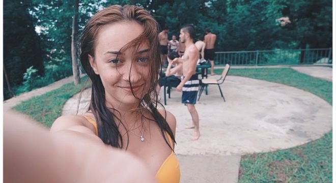 "არ ჩამაგდოთ ჩემი დედა მოვ***... და დღეს რომ წავალთ აღარ ვიფიქრებთ თქვენზე, დარწმუნებული ვართ, არც თქვენ იფიქრებთ ჩვენზე..."