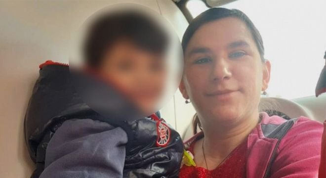 "3 თვის ფეხმძიმე ქმარმა მიმატოვა, თურქეთში წავედი, იქაც არ გამიმართლა, დედამაც უარი თქვა ჩემზე..." - ეკა ავაზნელი