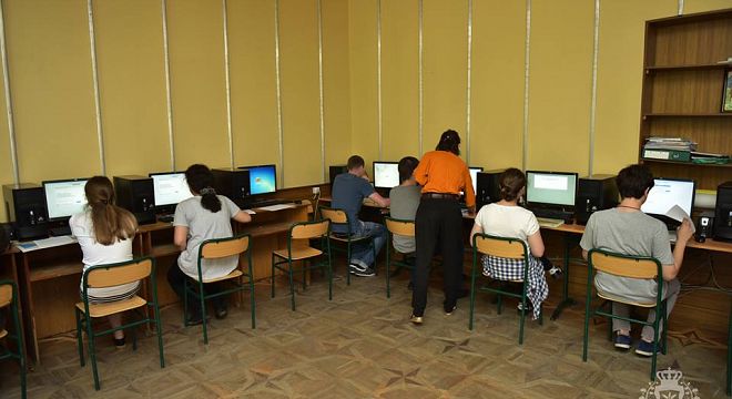 პასუხი საატესტატო გამოცდების გაუქმებაზე გახარებულ უგუნურებს