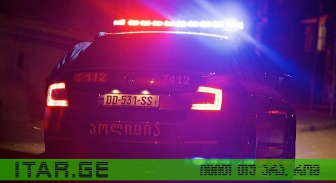 პატრულის თანამშრომელი სამსახურიდან სახლში ბრუნდებოდა, რა დროსაც ამ ფაქტს შეესწრო - რუსთაველი პატრულის გმირობა