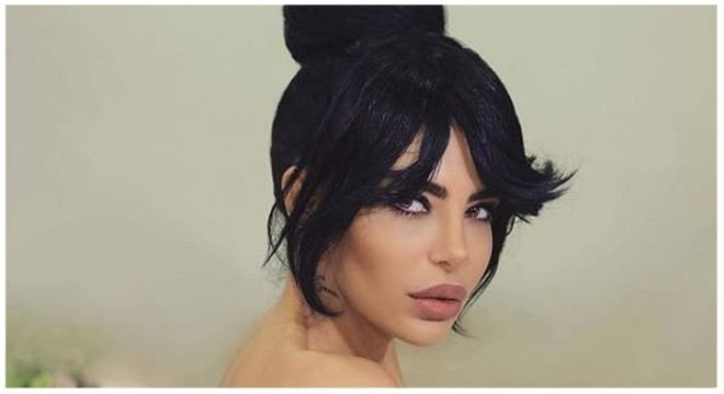 ფოტოსურათი სოციალური ქსელიდან - შორენა ბეგაშვილის ქალიშვილმა შავად შეიღება თმა