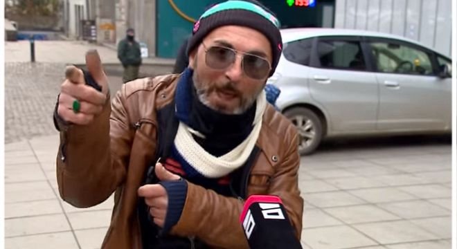 ბებიები გვყავს ტკბილები, ბებიებს უნდათ კბილები... დავითა ვარ, დავითა, ჩვენ ვიაროთ თავითა... არიცის კახაიამ, ჩვენმა მერმა  სოლიდარობა... - ვიდეო რომელიც ინტერნეტს იპყრობს