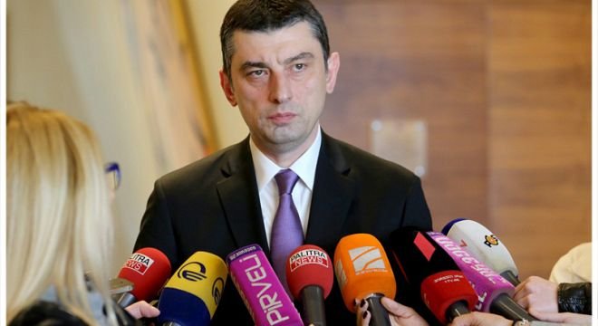 ან წუთებში გიორგი გახარიამ საგანგებო ბრიფინგზე მარნეული და ბოლნისი სრულიად ჩაკეტილ საკარანტინო ქალაქებად გამოაცხადა