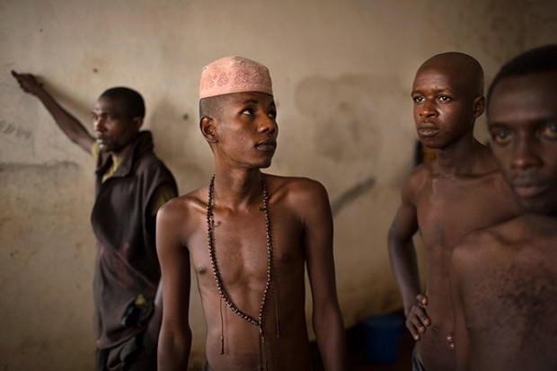 როგორია  ცხოვრება  აფრიკის  ციხეში (13  ფოტო)