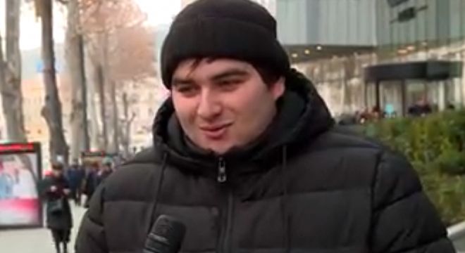 "მოდი რა ქალები დაჯექით სახლში..." - თქვა ქართველმა "ღრუზინმა" და მშვიდად გააგრძელა ემიგრაციაში მყოფი დედის ხარჯზე ცხოვრება.
