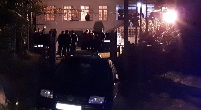 გარდაცვლილი და სავარაუდო მკვლელი ბავშვობის მეგობრები იყვნენ - ქობულეთში მომხდარი საზარელი მკვლელობის დეტალები